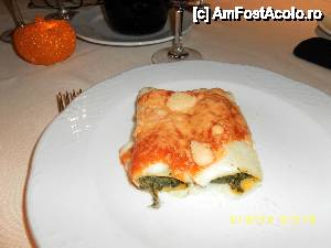 [P19] In seara de Halloween, la restaurantul Villa Borghese. Cannelloni- foarte gustosi » foto by Alina53
 - 
<span class="allrVoted glyphicon glyphicon-heart hidden" id="av402785"></span>
<a class="m-l-10 hidden" id="sv402785" onclick="voting_Foto_DelVot(,402785,13685)" role="button">șterge vot <span class="glyphicon glyphicon-remove"></span></a>
<a id="v9402785" class=" c-red"  onclick="voting_Foto_SetVot(402785)" role="button"><span class="glyphicon glyphicon-heart-empty"></span> <b>LIKE</b> = Votează poza</a> <img class="hidden"  id="f402785W9" src="/imagini/loader.gif" border="0" /><span class="AjErrMes hidden" id="e402785ErM"></span>