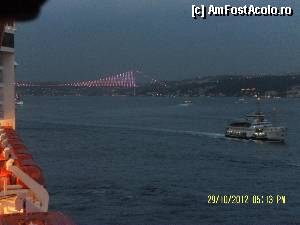 [P56] Podul peste Bosfor in apropierea vasului ancorat in portul din Istanbul. La intervale culorile ce-l luminau se schimbau » foto by Alina53
 - 
<span class="allrVoted glyphicon glyphicon-heart hidden" id="av402826"></span>
<a class="m-l-10 hidden" id="sv402826" onclick="voting_Foto_DelVot(,402826,13685)" role="button">șterge vot <span class="glyphicon glyphicon-remove"></span></a>
<a id="v9402826" class=" c-red"  onclick="voting_Foto_SetVot(402826)" role="button"><span class="glyphicon glyphicon-heart-empty"></span> <b>LIKE</b> = Votează poza</a> <img class="hidden"  id="f402826W9" src="/imagini/loader.gif" border="0" /><span class="AjErrMes hidden" id="e402826ErM"></span>
