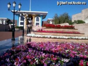 [P28] palatul sultanului din Oman, Qaboos Bin Saed. Era plecat in Germania!  » foto by Swan1
 - 
<span class="allrVoted glyphicon glyphicon-heart hidden" id="av582384"></span>
<a class="m-l-10 hidden" id="sv582384" onclick="voting_Foto_DelVot(,582384,13685)" role="button">șterge vot <span class="glyphicon glyphicon-remove"></span></a>
<a id="v9582384" class=" c-red"  onclick="voting_Foto_SetVot(582384)" role="button"><span class="glyphicon glyphicon-heart-empty"></span> <b>LIKE</b> = Votează poza</a> <img class="hidden"  id="f582384W9" src="/imagini/loader.gif" border="0" /><span class="AjErrMes hidden" id="e582384ErM"></span>