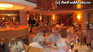 [P21] restaurantul a la carte » foto by vera77
 - 
<span class="allrVoted glyphicon glyphicon-heart hidden" id="av593700"></span>
<a class="m-l-10 hidden" id="sv593700" onclick="voting_Foto_DelVot(,593700,13685)" role="button">șterge vot <span class="glyphicon glyphicon-remove"></span></a>
<a id="v9593700" class=" c-red"  onclick="voting_Foto_SetVot(593700)" role="button"><span class="glyphicon glyphicon-heart-empty"></span> <b>LIKE</b> = Votează poza</a> <img class="hidden"  id="f593700W9" src="/imagini/loader.gif" border="0" /><span class="AjErrMes hidden" id="e593700ErM"></span>