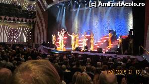 [P04] Sala de spectacol-adevarti artisti, nu amatori » foto by vera77
 - 
<span class="allrVoted glyphicon glyphicon-heart hidden" id="av593680"></span>
<a class="m-l-10 hidden" id="sv593680" onclick="voting_Foto_DelVot(,593680,13685)" role="button">șterge vot <span class="glyphicon glyphicon-remove"></span></a>
<a id="v9593680" class=" c-red"  onclick="voting_Foto_SetVot(593680)" role="button"><span class="glyphicon glyphicon-heart-empty"></span> <b>LIKE</b> = Votează poza</a> <img class="hidden"  id="f593680W9" src="/imagini/loader.gif" border="0" /><span class="AjErrMes hidden" id="e593680ErM"></span>