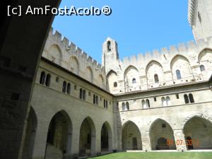 [P04] Curtea interioara a Castelului Papal » foto by Pușcașu Marin
 - 
<span class="allrVoted glyphicon glyphicon-heart hidden" id="av947273"></span>
<a class="m-l-10 hidden" id="sv947273" onclick="voting_Foto_DelVot(,947273,13769)" role="button">șterge vot <span class="glyphicon glyphicon-remove"></span></a>
<a id="v9947273" class=" c-red"  onclick="voting_Foto_SetVot(947273)" role="button"><span class="glyphicon glyphicon-heart-empty"></span> <b>LIKE</b> = Votează poza</a> <img class="hidden"  id="f947273W9" src="/imagini/loader.gif" border="0" /><span class="AjErrMes hidden" id="e947273ErM"></span>