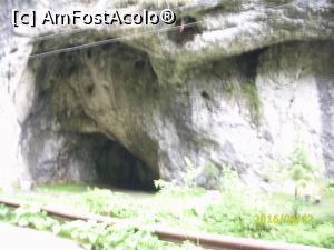 [P01] Avanpeștera Poarta lui Ionele » foto by puiutea
 - 
<span class="allrVoted glyphicon glyphicon-heart hidden" id="av751907"></span>
<a class="m-l-10 hidden" id="sv751907" onclick="voting_Foto_DelVot(,751907,13782)" role="button">șterge vot <span class="glyphicon glyphicon-remove"></span></a>
<a id="v9751907" class=" c-red"  onclick="voting_Foto_SetVot(751907)" role="button"><span class="glyphicon glyphicon-heart-empty"></span> <b>LIKE</b> = Votează poza</a> <img class="hidden"  id="f751907W9" src="/imagini/loader.gif" border="0" /><span class="AjErrMes hidden" id="e751907ErM"></span>