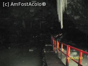 [P22] Podina de lemn pentru acces și o stalactită » foto by puiutea
 - 
<span class="allrVoted glyphicon glyphicon-heart hidden" id="av751928"></span>
<a class="m-l-10 hidden" id="sv751928" onclick="voting_Foto_DelVot(,751928,13782)" role="button">șterge vot <span class="glyphicon glyphicon-remove"></span></a>
<a id="v9751928" class=" c-red"  onclick="voting_Foto_SetVot(751928)" role="button"><span class="glyphicon glyphicon-heart-empty"></span> <b>LIKE</b> = Votează poza</a> <img class="hidden"  id="f751928W9" src="/imagini/loader.gif" border="0" /><span class="AjErrMes hidden" id="e751928ErM"></span>