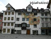 [P40] Alta cladire cu fatada pictata in piata orasului St. Gallen » foto by ileanaxperta*
 - 
<span class="allrVoted glyphicon glyphicon-heart hidden" id="av263195"></span>
<a class="m-l-10 hidden" id="sv263195" onclick="voting_Foto_DelVot(,263195,13836)" role="button">șterge vot <span class="glyphicon glyphicon-remove"></span></a>
<a id="v9263195" class=" c-red"  onclick="voting_Foto_SetVot(263195)" role="button"><span class="glyphicon glyphicon-heart-empty"></span> <b>LIKE</b> = Votează poza</a> <img class="hidden"  id="f263195W9" src="/imagini/loader.gif" border="0" /><span class="AjErrMes hidden" id="e263195ErM"></span>