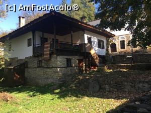 [P17] Bojențite, toată lumea fotografiază casa asta » foto by Yersinia Pestis
 - 
<span class="allrVoted glyphicon glyphicon-heart hidden" id="av1118668"></span>
<a class="m-l-10 hidden" id="sv1118668" onclick="voting_Foto_DelVot(,1118668,13844)" role="button">șterge vot <span class="glyphicon glyphicon-remove"></span></a>
<a id="v91118668" class=" c-red"  onclick="voting_Foto_SetVot(1118668)" role="button"><span class="glyphicon glyphicon-heart-empty"></span> <b>LIKE</b> = Votează poza</a> <img class="hidden"  id="f1118668W9" src="/imagini/loader.gif" border="0" /><span class="AjErrMes hidden" id="e1118668ErM"></span>
