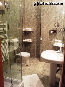 [P15] baia spatioasa si impecabil de curata » foto by mirmicu
 - 
<span class="allrVoted glyphicon glyphicon-heart hidden" id="av412115"></span>
<a class="m-l-10 hidden" id="sv412115" onclick="voting_Foto_DelVot(,412115,13933)" role="button">șterge vot <span class="glyphicon glyphicon-remove"></span></a>
<a id="v9412115" class=" c-red"  onclick="voting_Foto_SetVot(412115)" role="button"><span class="glyphicon glyphicon-heart-empty"></span> <b>LIKE</b> = Votează poza</a> <img class="hidden"  id="f412115W9" src="/imagini/loader.gif" border="0" /><span class="AjErrMes hidden" id="e412115ErM"></span>