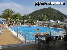 [P14] Hotelul Athos din Nidri - terasa de la piscina si piscina » foto by vlado2
 - 
<span class="allrVoted glyphicon glyphicon-heart hidden" id="av468210"></span>
<a class="m-l-10 hidden" id="sv468210" onclick="voting_Foto_DelVot(,468210,14000)" role="button">șterge vot <span class="glyphicon glyphicon-remove"></span></a>
<a id="v9468210" class=" c-red"  onclick="voting_Foto_SetVot(468210)" role="button"><span class="glyphicon glyphicon-heart-empty"></span> <b>LIKE</b> = Votează poza</a> <img class="hidden"  id="f468210W9" src="/imagini/loader.gif" border="0" /><span class="AjErrMes hidden" id="e468210ErM"></span>