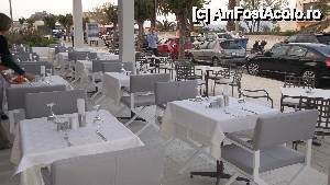 [P32] Terasa restaurantului Aquis Mon Repos Palace Art Hotel » foto by johnnyredlabel †
 - 
<span class="allrVoted glyphicon glyphicon-heart hidden" id="av415561"></span>
<a class="m-l-10 hidden" id="sv415561" onclick="voting_Foto_DelVot(,415561,14013)" role="button">șterge vot <span class="glyphicon glyphicon-remove"></span></a>
<a id="v9415561" class=" c-red"  onclick="voting_Foto_SetVot(415561)" role="button"><span class="glyphicon glyphicon-heart-empty"></span> <b>LIKE</b> = Votează poza</a> <img class="hidden"  id="f415561W9" src="/imagini/loader.gif" border="0" /><span class="AjErrMes hidden" id="e415561ErM"></span>