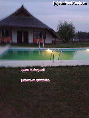 [P18] piscina cu apa verde, varianta de noapte » foto by Nosferatu
 - 
<span class="allrVoted glyphicon glyphicon-heart hidden" id="av531288"></span>
<a class="m-l-10 hidden" id="sv531288" onclick="voting_Foto_DelVot(,531288,14152)" role="button">șterge vot <span class="glyphicon glyphicon-remove"></span></a>
<a id="v9531288" class=" c-red"  onclick="voting_Foto_SetVot(531288)" role="button"><span class="glyphicon glyphicon-heart-empty"></span> <b>LIKE</b> = Votează poza</a> <img class="hidden"  id="f531288W9" src="/imagini/loader.gif" border="0" /><span class="AjErrMes hidden" id="e531288ErM"></span>