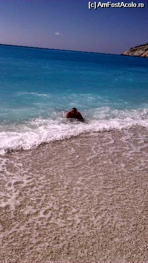 [P16] myrtos beach » foto by Bio Mar
 - 
<span class="allrVoted glyphicon glyphicon-heart hidden" id="av514772"></span>
<a class="m-l-10 hidden" id="sv514772" onclick="voting_Foto_DelVot(,514772,14165)" role="button">șterge vot <span class="glyphicon glyphicon-remove"></span></a>
<a id="v9514772" class=" c-red"  onclick="voting_Foto_SetVot(514772)" role="button"><span class="glyphicon glyphicon-heart-empty"></span> <b>LIKE</b> = Votează poza</a> <img class="hidden"  id="f514772W9" src="/imagini/loader.gif" border="0" /><span class="AjErrMes hidden" id="e514772ErM"></span>