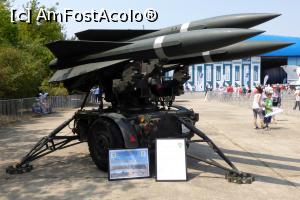 [P62] Rachete antiaeriene Hawk » foto by Claudiu U.
 - 
<span class="allrVoted glyphicon glyphicon-heart hidden" id="av887769"></span>
<a class="m-l-10 hidden" id="sv887769" onclick="voting_Foto_DelVot(,887769,14175)" role="button">șterge vot <span class="glyphicon glyphicon-remove"></span></a>
<a id="v9887769" class=" c-red"  onclick="voting_Foto_SetVot(887769)" role="button"><span class="glyphicon glyphicon-heart-empty"></span> <b>LIKE</b> = Votează poza</a> <img class="hidden"  id="f887769W9" src="/imagini/loader.gif" border="0" /><span class="AjErrMes hidden" id="e887769ErM"></span>