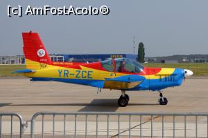 [P07] Zlin 142 (după fiecare evoluţie, aparatele au trecut prin faţa publicului, pentru salut)  » foto by Claudiu U.
 - 
<span class="allrVoted glyphicon glyphicon-heart hidden" id="av878036"></span>
<a class="m-l-10 hidden" id="sv878036" onclick="voting_Foto_DelVot(,878036,14175)" role="button">șterge vot <span class="glyphicon glyphicon-remove"></span></a>
<a id="v9878036" class=" c-red"  onclick="voting_Foto_SetVot(878036)" role="button"><span class="glyphicon glyphicon-heart-empty"></span> <b>LIKE</b> = Votează poza</a> <img class="hidden"  id="f878036W9" src="/imagini/loader.gif" border="0" /><span class="AjErrMes hidden" id="e878036ErM"></span>