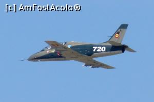 [P11] Zbor demonstrativ - IAR-99 Şoim » foto by Claudiu U.
 - 
<span class="allrVoted glyphicon glyphicon-heart hidden" id="av966892"></span>
<a class="m-l-10 hidden" id="sv966892" onclick="voting_Foto_DelVot(,966892,14175)" role="button">șterge vot <span class="glyphicon glyphicon-remove"></span></a>
<a id="v9966892" class=" c-red"  onclick="voting_Foto_SetVot(966892)" role="button"><span class="glyphicon glyphicon-heart-empty"></span> <b>LIKE</b> = Votează poza</a> <img class="hidden"  id="f966892W9" src="/imagini/loader.gif" border="0" /><span class="AjErrMes hidden" id="e966892ErM"></span>