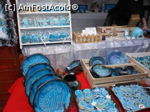 [P19] București - Târgul de Crăciun 2022. O ceramică deosebită. » foto by iulianic
 - 
<span class="allrVoted glyphicon glyphicon-heart hidden" id="av1341643"></span>
<a class="m-l-10 hidden" id="sv1341643" onclick="voting_Foto_DelVot(,1341643,14175)" role="button">șterge vot <span class="glyphicon glyphicon-remove"></span></a>
<a id="v91341643" class=" c-red"  onclick="voting_Foto_SetVot(1341643)" role="button"><span class="glyphicon glyphicon-heart-empty"></span> <b>LIKE</b> = Votează poza</a> <img class="hidden"  id="f1341643W9" src="/imagini/loader.gif" border="0" /><span class="AjErrMes hidden" id="e1341643ErM"></span>