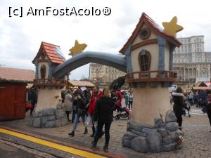 [P02] București - Târgul de Crăciun 2022. Intrarea principală. » foto by iulianic
 - 
<span class="allrVoted glyphicon glyphicon-heart hidden" id="av1341626"></span>
<a class="m-l-10 hidden" id="sv1341626" onclick="voting_Foto_DelVot(,1341626,14175)" role="button">șterge vot <span class="glyphicon glyphicon-remove"></span></a>
<a id="v91341626" class=" c-red"  onclick="voting_Foto_SetVot(1341626)" role="button"><span class="glyphicon glyphicon-heart-empty"></span> <b>LIKE</b> = Votează poza</a> <img class="hidden"  id="f1341626W9" src="/imagini/loader.gif" border="0" /><span class="AjErrMes hidden" id="e1341626ErM"></span>