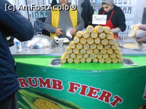 [P33] București - Târgul de Crăciun 2022. O expoziție de porumb fiert. » foto by iulianic
 - 
<span class="allrVoted glyphicon glyphicon-heart hidden" id="av1341657"></span>
<a class="m-l-10 hidden" id="sv1341657" onclick="voting_Foto_DelVot(,1341657,14175)" role="button">șterge vot <span class="glyphicon glyphicon-remove"></span></a>
<a id="v91341657" class=" c-red"  onclick="voting_Foto_SetVot(1341657)" role="button"><span class="glyphicon glyphicon-heart-empty"></span> <b>LIKE</b> = Votează poza</a> <img class="hidden"  id="f1341657W9" src="/imagini/loader.gif" border="0" /><span class="AjErrMes hidden" id="e1341657ErM"></span>