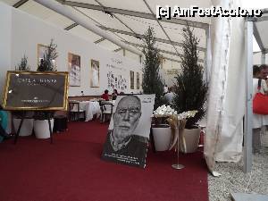 [P39] Art Safari 2014 - cafeneaua artelor » foto by Dragoș_MD
 - 
<span class="allrVoted glyphicon glyphicon-heart hidden" id="av512324"></span>
<a class="m-l-10 hidden" id="sv512324" onclick="voting_Foto_DelVot(,512324,14175)" role="button">șterge vot <span class="glyphicon glyphicon-remove"></span></a>
<a id="v9512324" class=" c-red"  onclick="voting_Foto_SetVot(512324)" role="button"><span class="glyphicon glyphicon-heart-empty"></span> <b>LIKE</b> = Votează poza</a> <img class="hidden"  id="f512324W9" src="/imagini/loader.gif" border="0" /><span class="AjErrMes hidden" id="e512324ErM"></span>