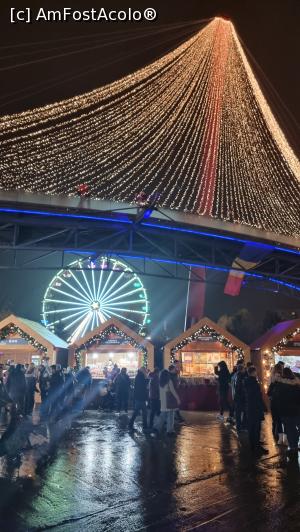 [P15] pe la târgul de Crăciun » foto by robert
 - 
<span class="allrVoted glyphicon glyphicon-heart hidden" id="av1341270"></span>
<a class="m-l-10 hidden" id="sv1341270" onclick="voting_Foto_DelVot(,1341270,14175)" role="button">șterge vot <span class="glyphicon glyphicon-remove"></span></a>
<a id="v91341270" class=" c-red"  onclick="voting_Foto_SetVot(1341270)" role="button"><span class="glyphicon glyphicon-heart-empty"></span> <b>LIKE</b> = Votează poza</a> <img class="hidden"  id="f1341270W9" src="/imagini/loader.gif" border="0" /><span class="AjErrMes hidden" id="e1341270ErM"></span>