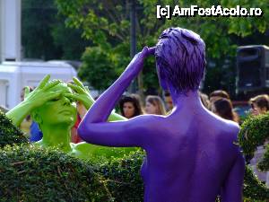 [P01] 'B-fit in the street' / Les gens de couleur 2008 » foto by IoanaV
 - 
<span class="allrVoted glyphicon glyphicon-heart hidden" id="av421852"></span>
<a class="m-l-10 hidden" id="sv421852" onclick="voting_Foto_DelVot(,421852,14175)" role="button">șterge vot <span class="glyphicon glyphicon-remove"></span></a>
<a id="v9421852" class=" c-red"  onclick="voting_Foto_SetVot(421852)" role="button"><span class="glyphicon glyphicon-heart-empty"></span> <b>LIKE</b> = Votează poza</a> <img class="hidden"  id="f421852W9" src="/imagini/loader.gif" border="0" /><span class="AjErrMes hidden" id="e421852ErM"></span>