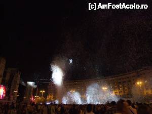 [P32] 'B-fit in the street' / Ploua cu puf 2011 » foto by IoanaV
 - 
<span class="allrVoted glyphicon glyphicon-heart hidden" id="av421887"></span>
<a class="m-l-10 hidden" id="sv421887" onclick="voting_Foto_DelVot(,421887,14175)" role="button">șterge vot <span class="glyphicon glyphicon-remove"></span></a>
<a id="v9421887" class=" c-red"  onclick="voting_Foto_SetVot(421887)" role="button"><span class="glyphicon glyphicon-heart-empty"></span> <b>LIKE</b> = Votează poza</a> <img class="hidden"  id="f421887W9" src="/imagini/loader.gif" border="0" /><span class="AjErrMes hidden" id="e421887ErM"></span>