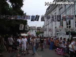 [P04] 'Street Delivery' / Animatie » foto by IoanaV
 - 
<span class="allrVoted glyphicon glyphicon-heart hidden" id="av422534"></span>
<a class="m-l-10 hidden" id="sv422534" onclick="voting_Foto_DelVot(,422534,14175)" role="button">șterge vot <span class="glyphicon glyphicon-remove"></span></a>
<a id="v9422534" class=" c-red"  onclick="voting_Foto_SetVot(422534)" role="button"><span class="glyphicon glyphicon-heart-empty"></span> <b>LIKE</b> = Votează poza</a> <img class="hidden"  id="f422534W9" src="/imagini/loader.gif" border="0" /><span class="AjErrMes hidden" id="e422534ErM"></span>