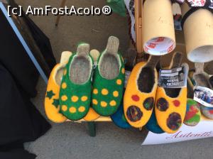 [P21] Festival Urban - Femei pe Matasari - papuci din pasla » foto by mishu
 - 
<span class="allrVoted glyphicon glyphicon-heart hidden" id="av743651"></span>
<a class="m-l-10 hidden" id="sv743651" onclick="voting_Foto_DelVot(,743651,14175)" role="button">șterge vot <span class="glyphicon glyphicon-remove"></span></a>
<a id="v9743651" class=" c-red"  onclick="voting_Foto_SetVot(743651)" role="button"><span class="glyphicon glyphicon-heart-empty"></span> <b>LIKE</b> = Votează poza</a> <img class="hidden"  id="f743651W9" src="/imagini/loader.gif" border="0" /><span class="AjErrMes hidden" id="e743651ErM"></span>