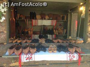 [P22] Traditii si Flori de Sarbatori - de-ncaltat sa va fie comod » foto by mishu
 - 
<span class="allrVoted glyphicon glyphicon-heart hidden" id="av846152"></span>
<a class="m-l-10 hidden" id="sv846152" onclick="voting_Foto_DelVot(,846152,14175)" role="button">șterge vot <span class="glyphicon glyphicon-remove"></span></a>
<a id="v9846152" class=" c-red"  onclick="voting_Foto_SetVot(846152)" role="button"><span class="glyphicon glyphicon-heart-empty"></span> <b>LIKE</b> = Votează poza</a> <img class="hidden"  id="f846152W9" src="/imagini/loader.gif" border="0" /><span class="AjErrMes hidden" id="e846152ErM"></span>