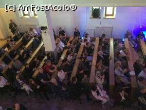 [P12] Jazz in church - O parte a spectatorilor » foto by mishu
 - 
<span class="allrVoted glyphicon glyphicon-heart hidden" id="av960400"></span>
<a class="m-l-10 hidden" id="sv960400" onclick="voting_Foto_DelVot(,960400,14175)" role="button">șterge vot <span class="glyphicon glyphicon-remove"></span></a>
<a id="v9960400" class=" c-red"  onclick="voting_Foto_SetVot(960400)" role="button"><span class="glyphicon glyphicon-heart-empty"></span> <b>LIKE</b> = Votează poza</a> <img class="hidden"  id="f960400W9" src="/imagini/loader.gif" border="0" /><span class="AjErrMes hidden" id="e960400ErM"></span>