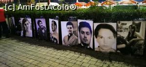 [P04] Fotografiile aflate la una din intrarile in targ.... cu victimele de la Colectiv, asa ce de spiritul Craciunului. » foto by ⭐ValentinB_88⭐
 - 
<span class="allrVoted glyphicon glyphicon-heart hidden" id="av1339932"></span>
<a class="m-l-10 hidden" id="sv1339932" onclick="voting_Foto_DelVot(,1339932,14175)" role="button">șterge vot <span class="glyphicon glyphicon-remove"></span></a>
<a id="v91339932" class=" c-red"  onclick="voting_Foto_SetVot(1339932)" role="button"><span class="glyphicon glyphicon-heart-empty"></span> <b>LIKE</b> = Votează poza</a> <img class="hidden"  id="f1339932W9" src="/imagini/loader.gif" border="0" /><span class="AjErrMes hidden" id="e1339932ErM"></span>