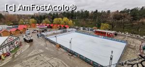 [P17] West Side Christmas Market - ziua, imagine de ansamblu - patinoarul » foto by ⭐ValentinB_88⭐
 - 
<span class="allrVoted glyphicon glyphicon-heart hidden" id="av1340014"></span>
<a class="m-l-10 hidden" id="sv1340014" onclick="voting_Foto_DelVot(,1340014,14175)" role="button">șterge vot <span class="glyphicon glyphicon-remove"></span></a>
<a id="v91340014" class=" c-red"  onclick="voting_Foto_SetVot(1340014)" role="button"><span class="glyphicon glyphicon-heart-empty"></span> <b>LIKE</b> = Votează poza</a> <img class="hidden"  id="f1340014W9" src="/imagini/loader.gif" border="0" /><span class="AjErrMes hidden" id="e1340014ErM"></span>