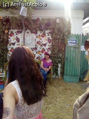 [P02] Improvizatii in curte, pe paie 'pe Matasari' :)  » foto by danaeldreny*
 - 
<span class="allrVoted glyphicon glyphicon-heart hidden" id="av835757"></span>
<a class="m-l-10 hidden" id="sv835757" onclick="voting_Foto_DelVot(,835757,14175)" role="button">șterge vot <span class="glyphicon glyphicon-remove"></span></a>
<a id="v9835757" class=" c-red"  onclick="voting_Foto_SetVot(835757)" role="button"><span class="glyphicon glyphicon-heart-empty"></span> <b>LIKE</b> = Votează poza</a> <img class="hidden"  id="f835757W9" src="/imagini/loader.gif" border="0" /><span class="AjErrMes hidden" id="e835757ErM"></span>