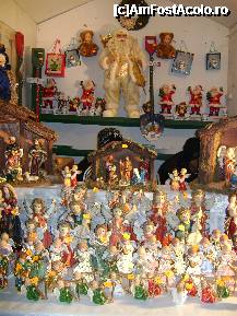 [P09] Figurine de Craciun. » foto by ninaa
 - 
<span class="allrVoted glyphicon glyphicon-heart hidden" id="av174236"></span>
<a class="m-l-10 hidden" id="sv174236" onclick="voting_Foto_DelVot(,174236,14175)" role="button">șterge vot <span class="glyphicon glyphicon-remove"></span></a>
<a id="v9174236" class=" c-red"  onclick="voting_Foto_SetVot(174236)" role="button"><span class="glyphicon glyphicon-heart-empty"></span> <b>LIKE</b> = Votează poza</a> <img class="hidden"  id="f174236W9" src="/imagini/loader.gif" border="0" /><span class="AjErrMes hidden" id="e174236ErM"></span>