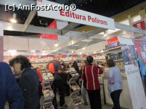 [P27] Standuri de editură » foto by Michi
 - 
<span class="allrVoted glyphicon glyphicon-heart hidden" id="av924346"></span>
<a class="m-l-10 hidden" id="sv924346" onclick="voting_Foto_DelVot(,924346,14175)" role="button">șterge vot <span class="glyphicon glyphicon-remove"></span></a>
<a id="v9924346" class=" c-red"  onclick="voting_Foto_SetVot(924346)" role="button"><span class="glyphicon glyphicon-heart-empty"></span> <b>LIKE</b> = Votează poza</a> <img class="hidden"  id="f924346W9" src="/imagini/loader.gif" border="0" /><span class="AjErrMes hidden" id="e924346ErM"></span>