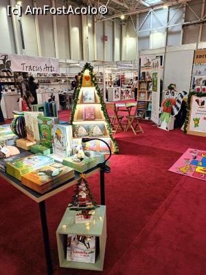 [P13] Cărți pentru copii într-un decor de iarnă. » foto by tata123 🔱
 - 
<span class="allrVoted glyphicon glyphicon-heart hidden" id="av1341850"></span>
<a class="m-l-10 hidden" id="sv1341850" onclick="voting_Foto_DelVot(,1341850,14175)" role="button">șterge vot <span class="glyphicon glyphicon-remove"></span></a>
<a id="v91341850" class=" c-red"  onclick="voting_Foto_SetVot(1341850)" role="button"><span class="glyphicon glyphicon-heart-empty"></span> <b>LIKE</b> = Votează poza</a> <img class="hidden"  id="f1341850W9" src="/imagini/loader.gif" border="0" /><span class="AjErrMes hidden" id="e1341850ErM"></span>