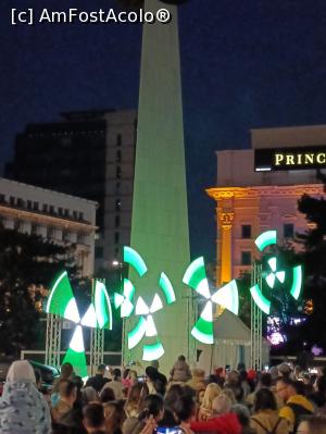 [P10] „Flower Power” - Piața Revoluției. » foto by tata123 🔱
 - 
<span class="allrVoted glyphicon glyphicon-heart hidden" id="av1361051"></span>
<a class="m-l-10 hidden" id="sv1361051" onclick="voting_Foto_DelVot(,1361051,14175)" role="button">șterge vot <span class="glyphicon glyphicon-remove"></span></a>
<a id="v91361051" class=" c-red"  onclick="voting_Foto_SetVot(1361051)" role="button"><span class="glyphicon glyphicon-heart-empty"></span> <b>LIKE</b> = Votează poza</a> <img class="hidden"  id="f1361051W9" src="/imagini/loader.gif" border="0" /><span class="AjErrMes hidden" id="e1361051ErM"></span>