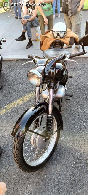 [P03] Străzi Deschise - expoziție de motociclete vechi. » foto by tata123 🔱
 - 
<span class="allrVoted glyphicon glyphicon-heart hidden" id="av1503030"></span>
<a class="m-l-10 hidden" id="sv1503030" onclick="voting_Foto_DelVot(,1503030,14175)" role="button">șterge vot <span class="glyphicon glyphicon-remove"></span></a>
<a id="v91503030" class=" c-red"  onclick="voting_Foto_SetVot(1503030)" role="button"><span class="glyphicon glyphicon-heart-empty"></span> <b>LIKE</b> = Votează poza</a> <img class="hidden"  id="f1503030W9" src="/imagini/loader.gif" border="0" /><span class="AjErrMes hidden" id="e1503030ErM"></span>