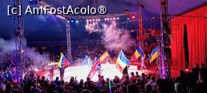 [P05] Defilarea artiștilor. » foto by tata123 🔱
 - 
<span class="allrVoted glyphicon glyphicon-heart hidden" id="av1516953"></span>
<a class="m-l-10 hidden" id="sv1516953" onclick="voting_Foto_DelVot(,1516953,14175)" role="button">șterge vot <span class="glyphicon glyphicon-remove"></span></a>
<a id="v91516953" class=" c-red"  onclick="voting_Foto_SetVot(1516953)" role="button"><span class="glyphicon glyphicon-heart-empty"></span> <b>LIKE</b> = Votează poza</a> <img class="hidden"  id="f1516953W9" src="/imagini/loader.gif" border="0" /><span class="AjErrMes hidden" id="e1516953ErM"></span>