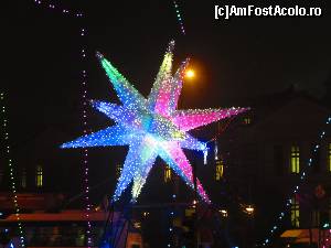 [P06] Steaua sus răsare... în Piața Universității - 2014 » foto by tata123 🔱
 - 
<span class="allrVoted glyphicon glyphicon-heart hidden" id="av580993"></span>
<a class="m-l-10 hidden" id="sv580993" onclick="voting_Foto_DelVot(,580993,14175)" role="button">șterge vot <span class="glyphicon glyphicon-remove"></span></a>
<a id="v9580993" class=" c-red"  onclick="voting_Foto_SetVot(580993)" role="button"><span class="glyphicon glyphicon-heart-empty"></span> <b>LIKE</b> = Votează poza</a> <img class="hidden"  id="f580993W9" src="/imagini/loader.gif" border="0" /><span class="AjErrMes hidden" id="e580993ErM"></span>