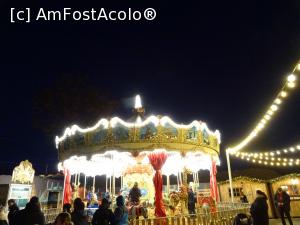 [P13] Caruselul copilăriei - seara luminat feeric.  » foto by tata123 🔱
 - 
<span class="allrVoted glyphicon glyphicon-heart hidden" id="av1133754"></span>
<a class="m-l-10 hidden" id="sv1133754" onclick="voting_Foto_DelVot(,1133754,14175)" role="button">șterge vot <span class="glyphicon glyphicon-remove"></span></a>
<a id="v91133754" class=" c-red"  onclick="voting_Foto_SetVot(1133754)" role="button"><span class="glyphicon glyphicon-heart-empty"></span> <b>LIKE</b> = Votează poza</a> <img class="hidden"  id="f1133754W9" src="/imagini/loader.gif" border="0" /><span class="AjErrMes hidden" id="e1133754ErM"></span>