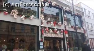 [P20] Ideea asta cu urșii e strașnică, 

Sibiu » foto by Mioritik
 - 
<span class="allrVoted glyphicon glyphicon-heart hidden" id="av1346610"></span>
<a class="m-l-10 hidden" id="sv1346610" onclick="voting_Foto_DelVot(,1346610,14186)" role="button">șterge vot <span class="glyphicon glyphicon-remove"></span></a>
<a id="v91346610" class=" c-red"  onclick="voting_Foto_SetVot(1346610)" role="button"><span class="glyphicon glyphicon-heart-empty"></span> <b>LIKE</b> = Votează poza</a> <img class="hidden"  id="f1346610W9" src="/imagini/loader.gif" border="0" /><span class="AjErrMes hidden" id="e1346610ErM"></span>
