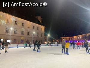[P13] Patinoarul » foto by AZE
 - 
<span class="allrVoted glyphicon glyphicon-heart hidden" id="av1341698"></span>
<a class="m-l-10 hidden" id="sv1341698" onclick="voting_Foto_DelVot(,1341698,14186)" role="button">șterge vot <span class="glyphicon glyphicon-remove"></span></a>
<a id="v91341698" class=" c-red"  onclick="voting_Foto_SetVot(1341698)" role="button"><span class="glyphicon glyphicon-heart-empty"></span> <b>LIKE</b> = Votează poza</a> <img class="hidden"  id="f1341698W9" src="/imagini/loader.gif" border="0" /><span class="AjErrMes hidden" id="e1341698ErM"></span>