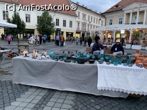 [P10] Târgul olarilor,Piața Mare » foto by AZE
 - 
<span class="allrVoted glyphicon glyphicon-heart hidden" id="av1385622"></span>
<a class="m-l-10 hidden" id="sv1385622" onclick="voting_Foto_DelVot(,1385622,14186)" role="button">șterge vot <span class="glyphicon glyphicon-remove"></span></a>
<a id="v91385622" class=" c-red"  onclick="voting_Foto_SetVot(1385622)" role="button"><span class="glyphicon glyphicon-heart-empty"></span> <b>LIKE</b> = Votează poza</a> <img class="hidden"  id="f1385622W9" src="/imagini/loader.gif" border="0" /><span class="AjErrMes hidden" id="e1385622ErM"></span>