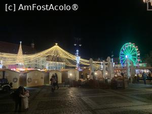 [P34] Târgul din Piața Mare,ediția 2023 » foto by AZE
 - 
<span class="allrVoted glyphicon glyphicon-heart hidden" id="av1399725"></span>
<a class="m-l-10 hidden" id="sv1399725" onclick="voting_Foto_DelVot(,1399725,14186)" role="button">șterge vot <span class="glyphicon glyphicon-remove"></span></a>
<a id="v91399725" class=" c-red"  onclick="voting_Foto_SetVot(1399725)" role="button"><span class="glyphicon glyphicon-heart-empty"></span> <b>LIKE</b> = Votează poza</a> <img class="hidden"  id="f1399725W9" src="/imagini/loader.gif" border="0" /><span class="AjErrMes hidden" id="e1399725ErM"></span>