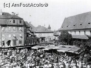 [P02] Targul din Piata Mica » foto by AZE <span class="label label-default labelC_thin small">NEVOTABILĂ</span>