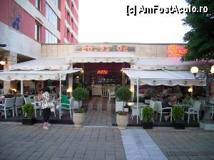 [P09] Sandanski - Piața Bulgaria, restaurant-pizzerie » foto by Dragoș_MD
 - 
<span class="allrVoted glyphicon glyphicon-heart hidden" id="av422848"></span>
<a class="m-l-10 hidden" id="sv422848" onclick="voting_Foto_DelVot(,422848,14189)" role="button">șterge vot <span class="glyphicon glyphicon-remove"></span></a>
<a id="v9422848" class=" c-red"  onclick="voting_Foto_SetVot(422848)" role="button"><span class="glyphicon glyphicon-heart-empty"></span> <b>LIKE</b> = Votează poza</a> <img class="hidden"  id="f422848W9" src="/imagini/loader.gif" border="0" /><span class="AjErrMes hidden" id="e422848ErM"></span>