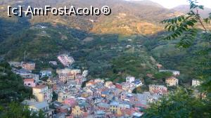 [P19] monterosso, vedere din cimitir » foto by lalely
 - 
<span class="allrVoted glyphicon glyphicon-heart hidden" id="av804023"></span>
<a class="m-l-10 hidden" id="sv804023" onclick="voting_Foto_DelVot(,804023,14241)" role="button">șterge vot <span class="glyphicon glyphicon-remove"></span></a>
<a id="v9804023" class=" c-red"  onclick="voting_Foto_SetVot(804023)" role="button"><span class="glyphicon glyphicon-heart-empty"></span> <b>LIKE</b> = Votează poza</a> <img class="hidden"  id="f804023W9" src="/imagini/loader.gif" border="0" /><span class="AjErrMes hidden" id="e804023ErM"></span>