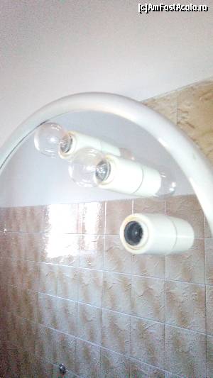 [P10] La baie, un fasung fără bec. Cine dorea un păr creţ permanent... la îndemână, cu un deget şi 'poc! ' » foto by Aqvila
 - 
<span class="allrVoted glyphicon glyphicon-heart hidden" id="av673556"></span>
<a class="m-l-10 hidden" id="sv673556" onclick="voting_Foto_DelVot(,673556,14241)" role="button">șterge vot <span class="glyphicon glyphicon-remove"></span></a>
<a id="v9673556" class=" c-red"  onclick="voting_Foto_SetVot(673556)" role="button"><span class="glyphicon glyphicon-heart-empty"></span> <b>LIKE</b> = Votează poza</a> <img class="hidden"  id="f673556W9" src="/imagini/loader.gif" border="0" /><span class="AjErrMes hidden" id="e673556ErM"></span>