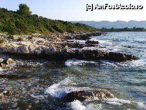 [P41] Loviste, capatul peninsulei Peljesac » foto by felix
 - 
<span class="allrVoted glyphicon glyphicon-heart hidden" id="av432084"></span>
<a class="m-l-10 hidden" id="sv432084" onclick="voting_Foto_DelVot(,432084,14336)" role="button">șterge vot <span class="glyphicon glyphicon-remove"></span></a>
<a id="v9432084" class=" c-red"  onclick="voting_Foto_SetVot(432084)" role="button"><span class="glyphicon glyphicon-heart-empty"></span> <b>LIKE</b> = Votează poza</a> <img class="hidden"  id="f432084W9" src="/imagini/loader.gif" border="0" /><span class="AjErrMes hidden" id="e432084ErM"></span>