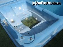 [P09] jacuzzi din piscina cam stricat » foto by cornelstan
 - 
<span class="allrVoted glyphicon glyphicon-heart hidden" id="av430180"></span>
<a class="m-l-10 hidden" id="sv430180" onclick="voting_Foto_DelVot(,430180,14361)" role="button">șterge vot <span class="glyphicon glyphicon-remove"></span></a>
<a id="v9430180" class=" c-red"  onclick="voting_Foto_SetVot(430180)" role="button"><span class="glyphicon glyphicon-heart-empty"></span> <b>LIKE</b> = Votează poza</a> <img class="hidden"  id="f430180W9" src="/imagini/loader.gif" border="0" /><span class="AjErrMes hidden" id="e430180ErM"></span>